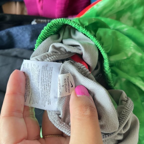 Nike Dri Fit Tempo Running Shorts Track Womens Size S Green Coral Tie Dye 455702 - Picture 6 of 6